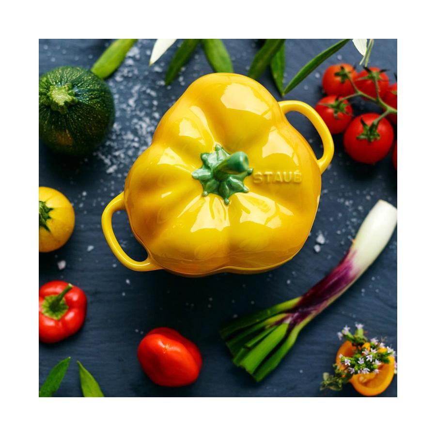 Staub 0.5L Ceramic Cocotte Capsicum Capsicum