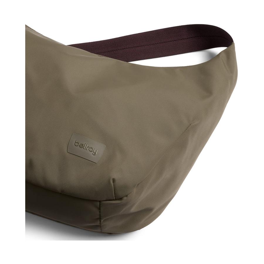 Bellroy Laneway Crescent Bag 7L Sea Kelp Sea Kelp