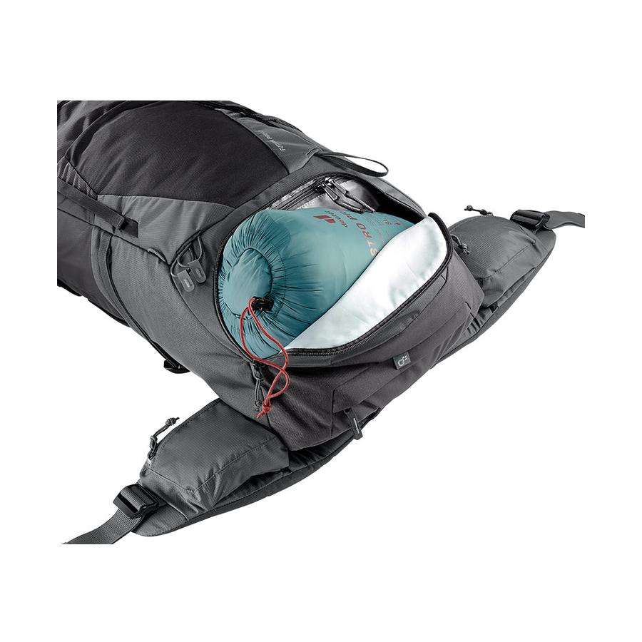 Deuter Futura Pro 40 Hiking Backpack Black/Graphite Black/Graphite