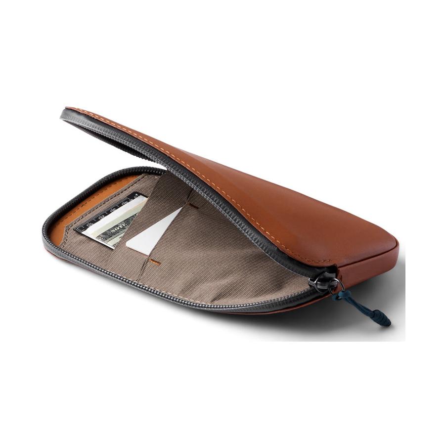Bellroy All-Conditions Phone Pocket Plus Bronze Bronze