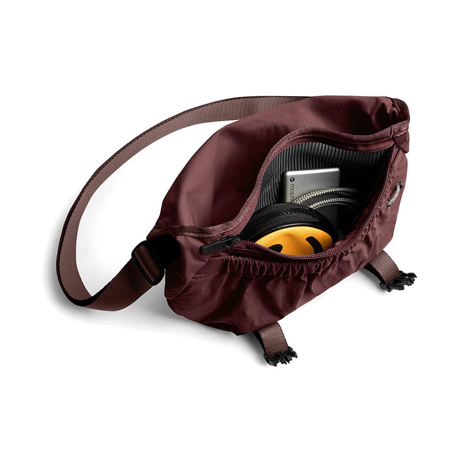Bellroy Cinch Mini Messenger Burgundy Burgundy