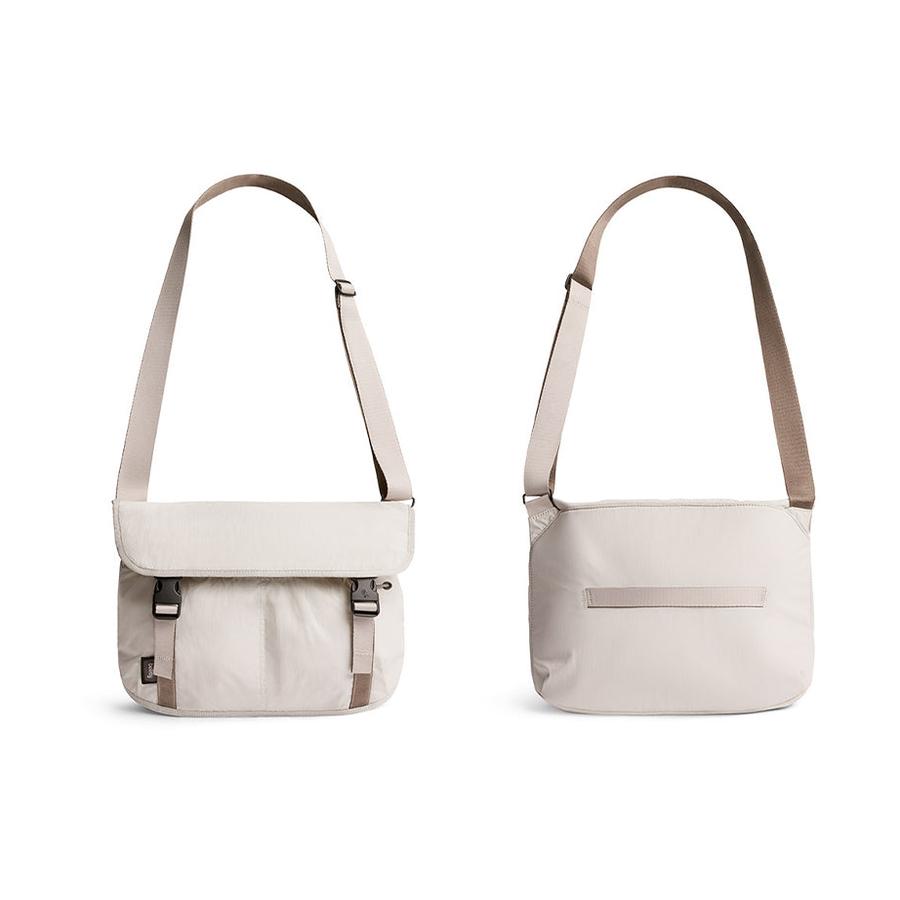 Bellroy Cinch Messenger Oat Oat