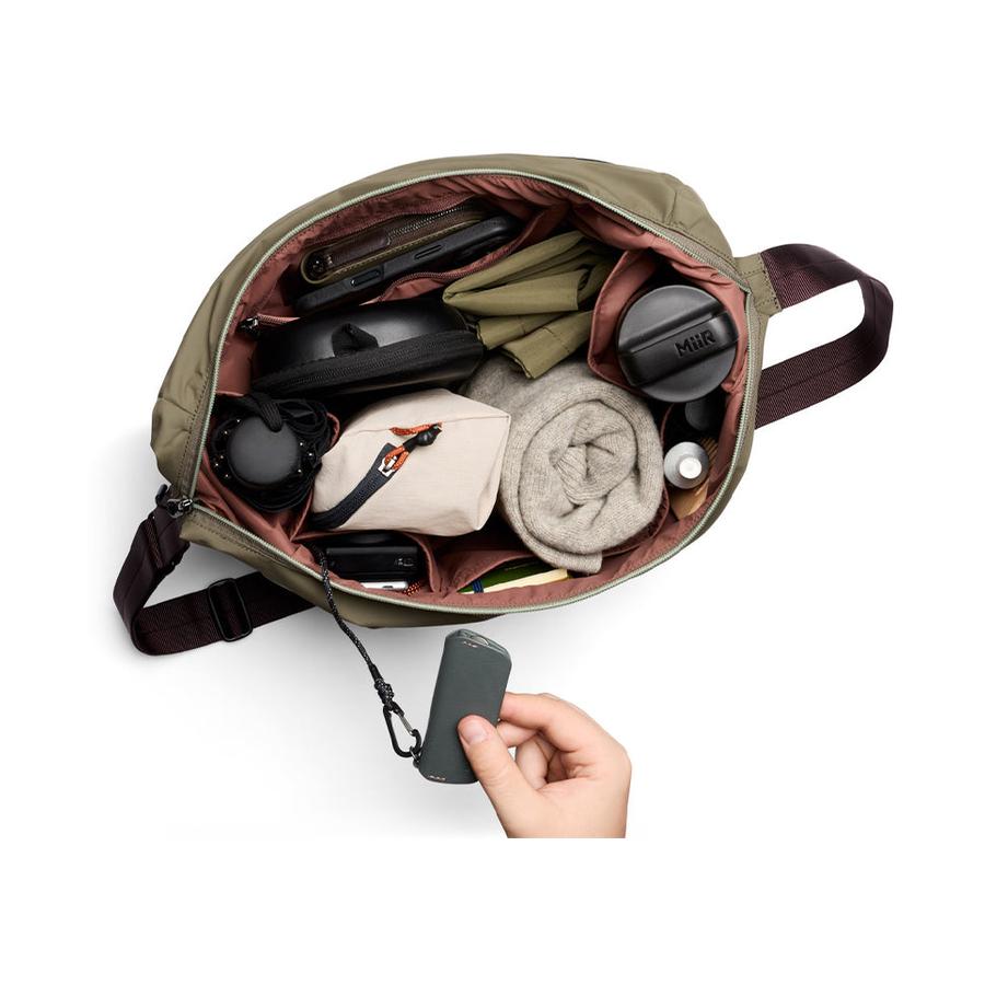 Bellroy Laneway Crescent Bag 12L Sea Kelp Sea Kelp