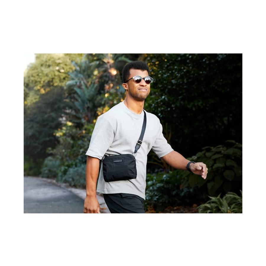 Bellroy Tokyo Side Bag Raven Raven
