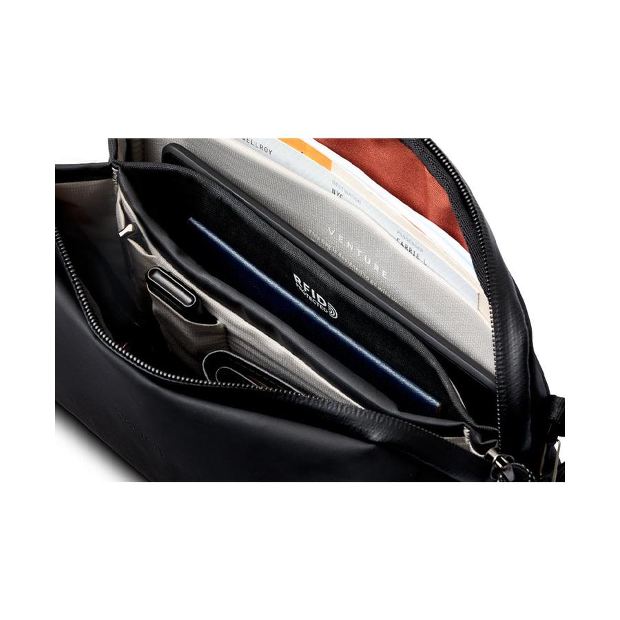 Bellroy Venture Travel Crossbody Jet Black Jet Black