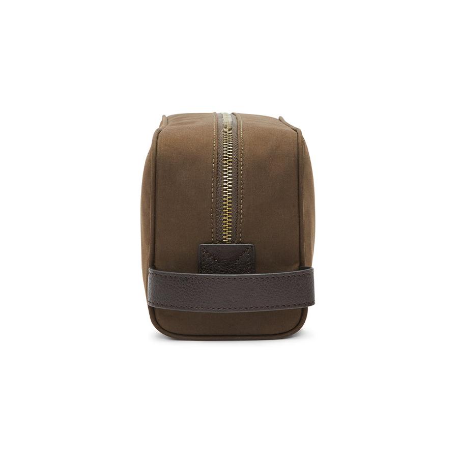 RM Williams Hawkesbury Washbag Dark Brown Dark Brown