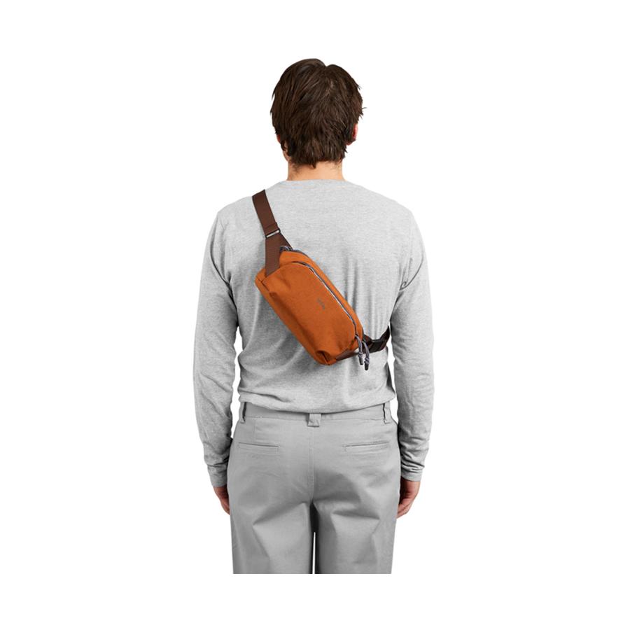Bellroy Venture Ready Sling 2.5L Bronze Bronze