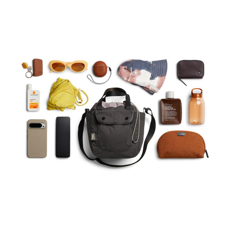 Bellroy Cinch Bucket Bag Black Rock Black Rock