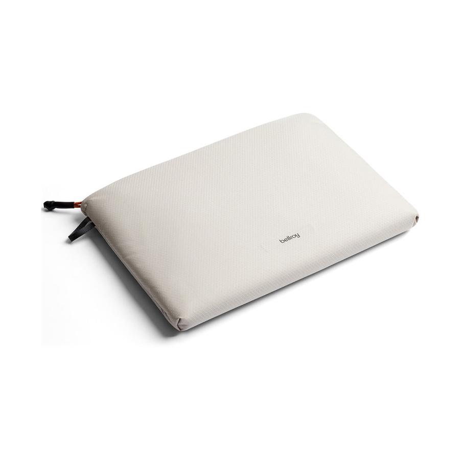 Bellroy Lite 16" Laptop Sleeve Chalk Chalk