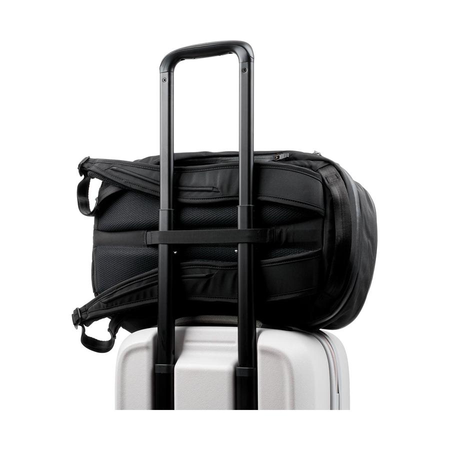 Bellroy Transit 55cm Hardside Carry-On Suitcase Chalk Chalk