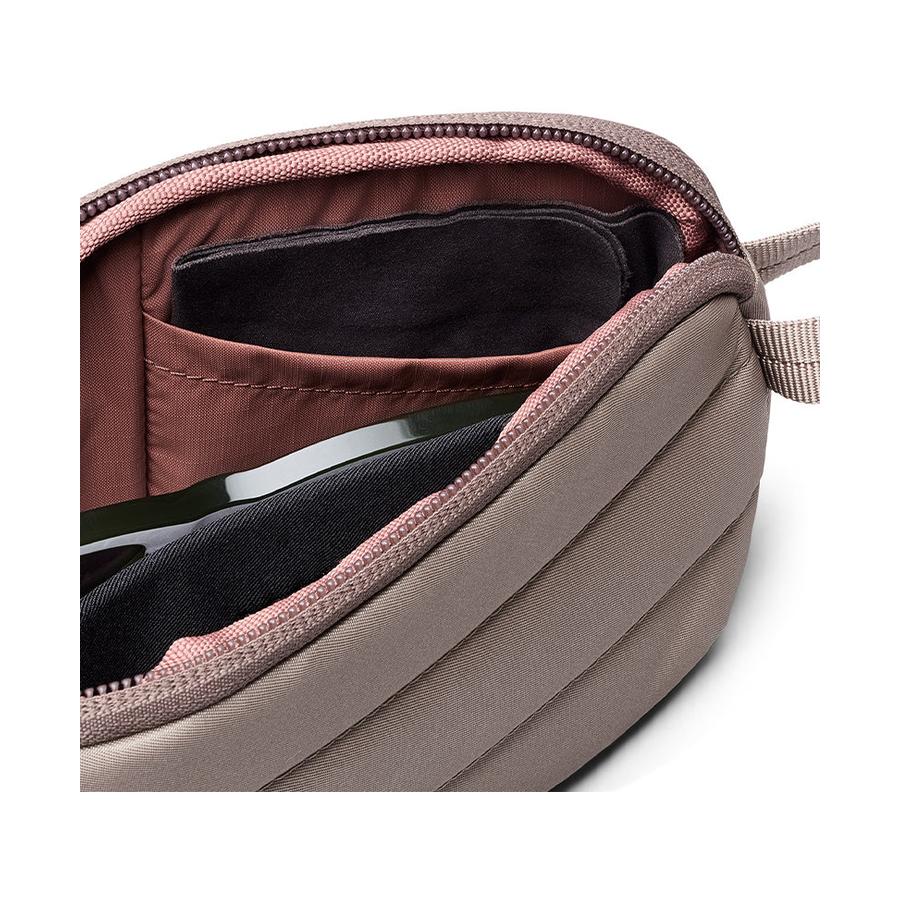 Bellroy Laneway Sunglasses Pocket Fawn Fawn