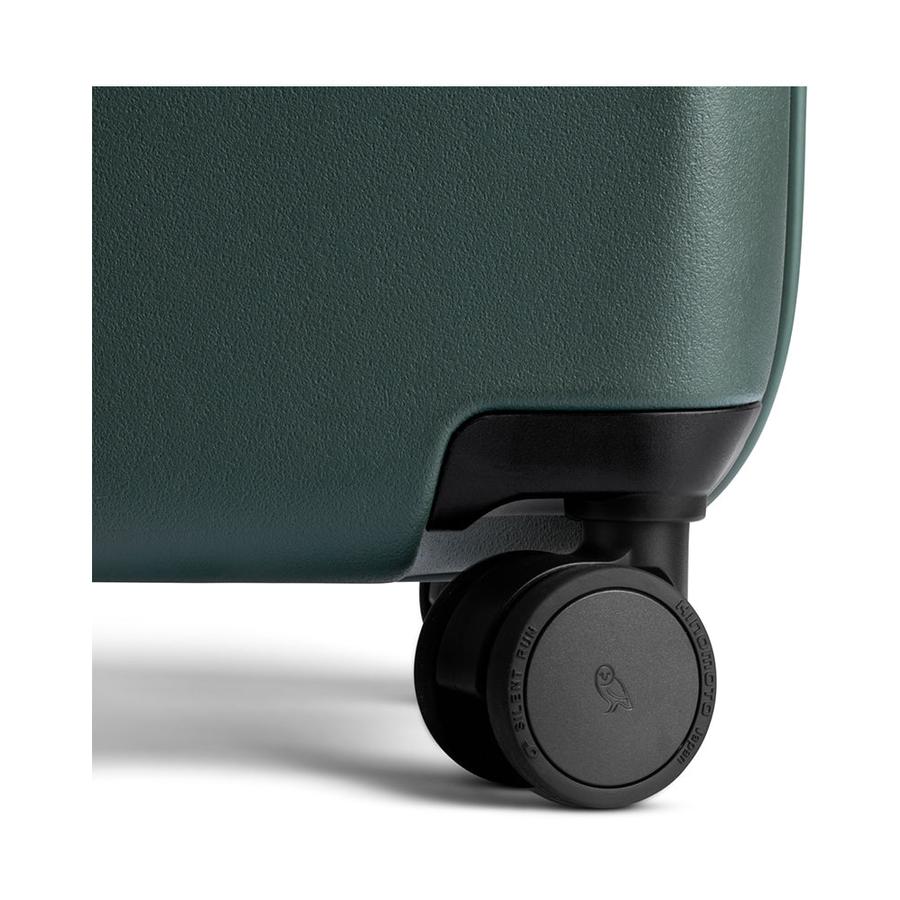 Bellroy Transit 55cm Hardside Carry-On Suitcase Everglade Everglade