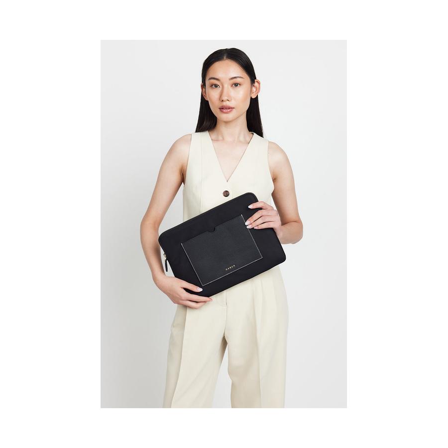 Saben Augusta 16" Laptop Sleeve Black Black
