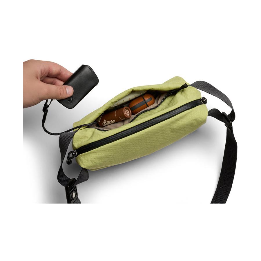 Bellroy Lite Sling Mini Kiwi Kiwi