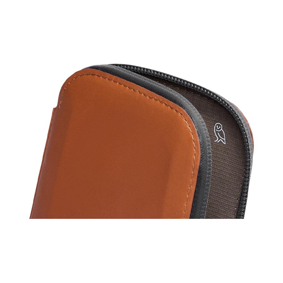 Bellroy All-Conditions Phone Pocket Plus Bronze Bronze