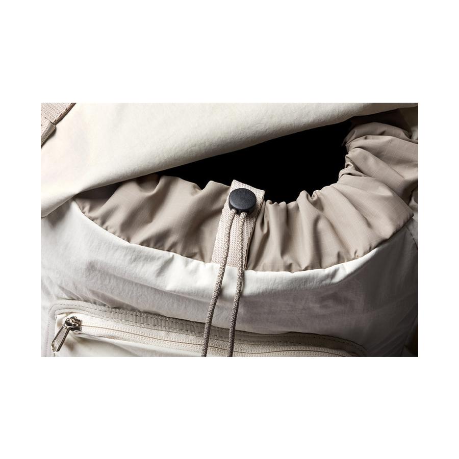 Bellroy Cinch Backpack Oat Oat