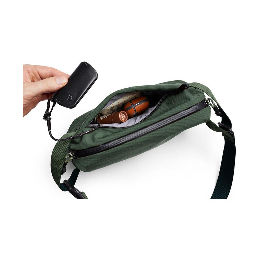Bellroy Lite Sling Mini Spruce Spruce