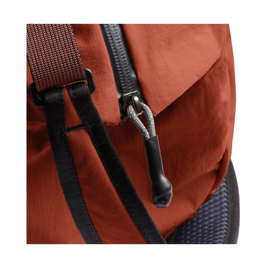 Bellroy Lite Duffle 30L Clay Clay