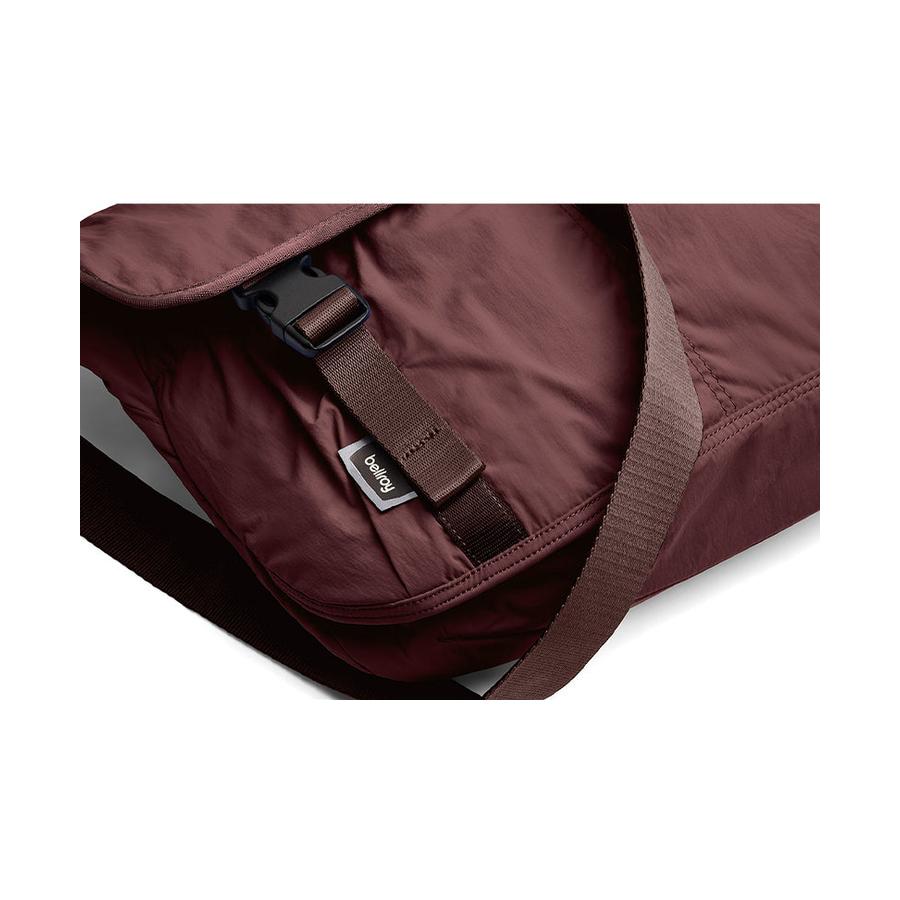 Bellroy Cinch Messenger Burgundy Burgundy