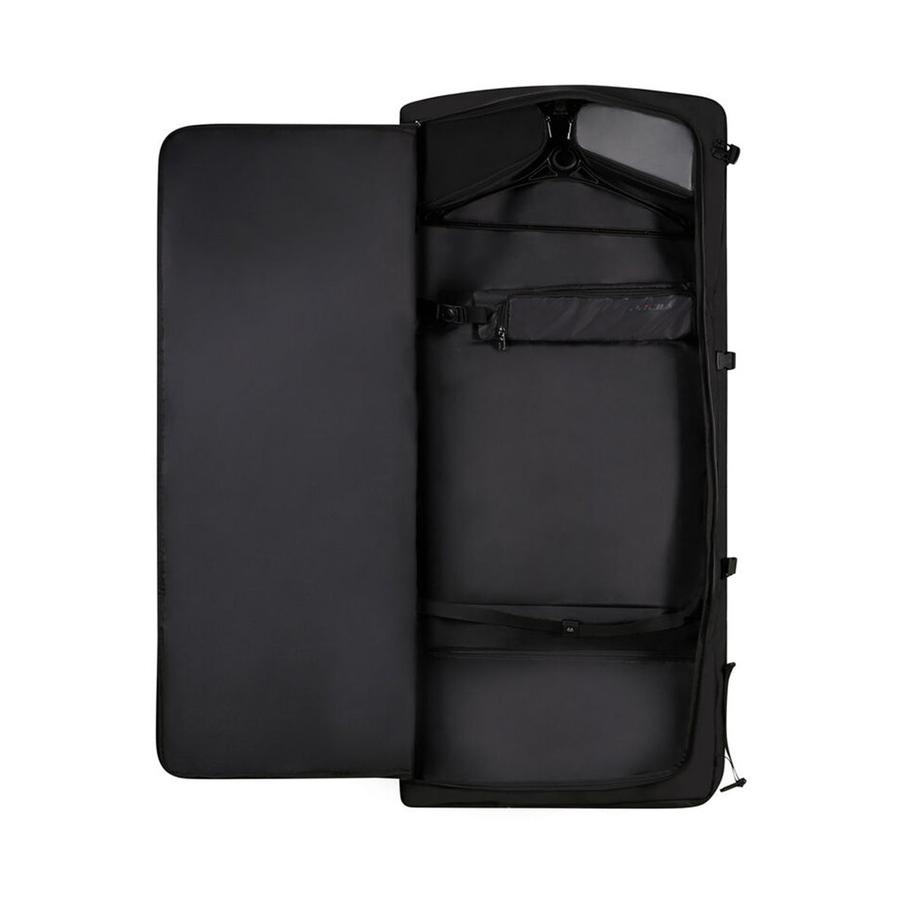 Samsonite Pro-DLX 6 Tri-Fold Garment Bag Black Black