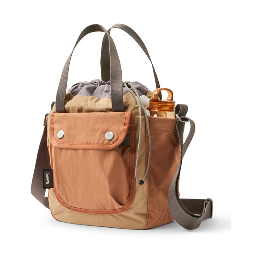Bellroy Cinch Bucket Bag Sand Dune Sand Dune
