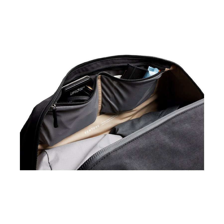 Bellroy Venture Duffle 40L Black Black