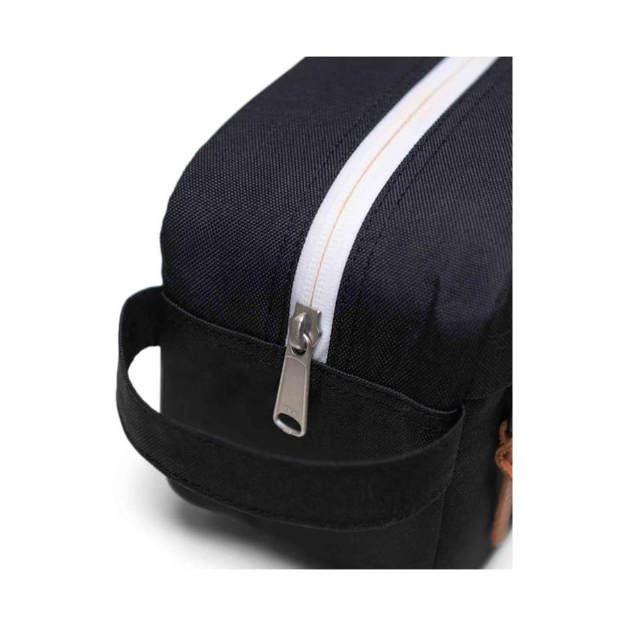 Herschel Chapter Travel Kit 5L Black Black