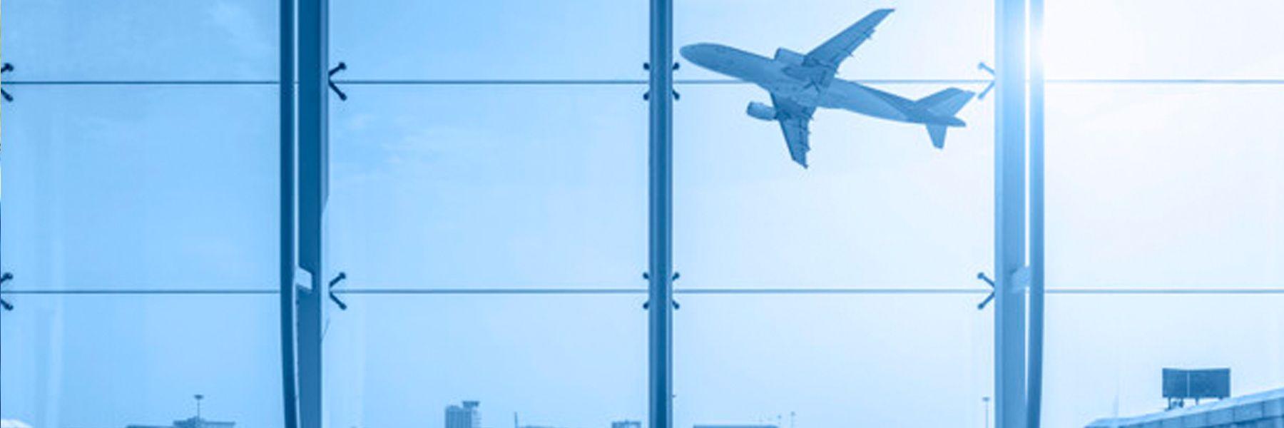 Top 10 Must-Haves For The Business Traveller