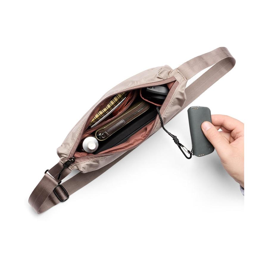 Bellroy Laneway Crescent Bag 2.5L Fawn Fawn