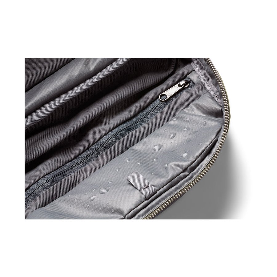 Bellroy Toiletry Kit Plus Sea Kelp Sea Kelp