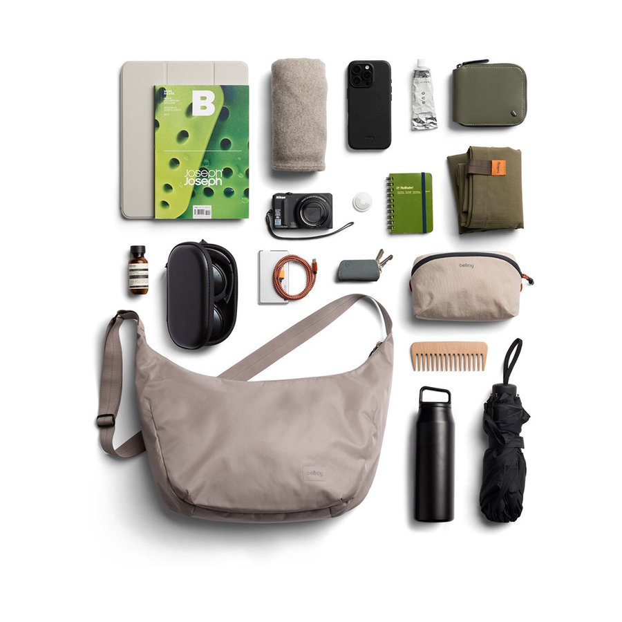 Bellroy Laneway Crescent Bag 12L Fawn Fawn