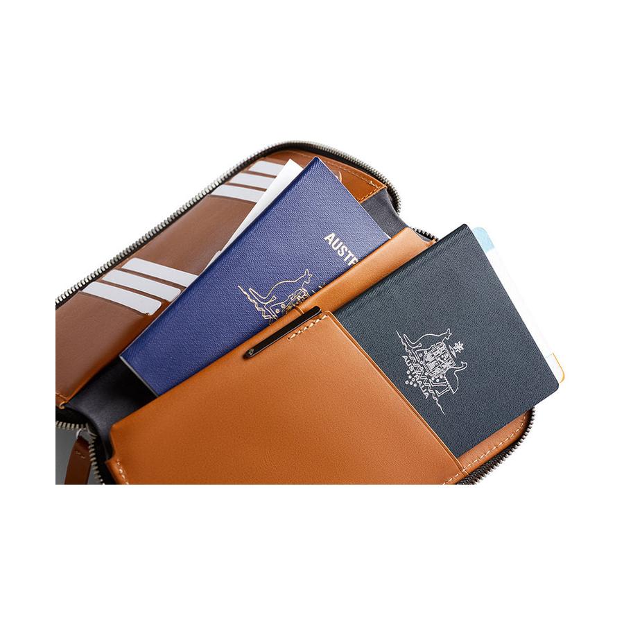 Bellroy Travel Folio Second Edition Caramel Caramel