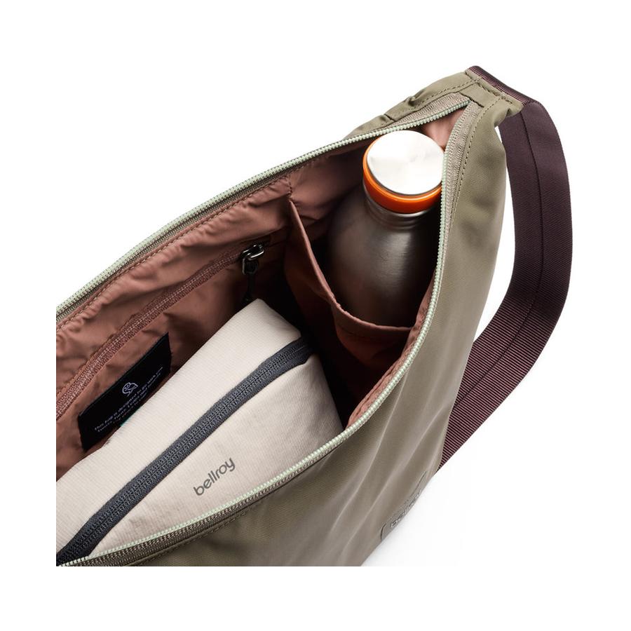 Bellroy Laneway Crescent Bag 7L Sea Kelp Sea Kelp