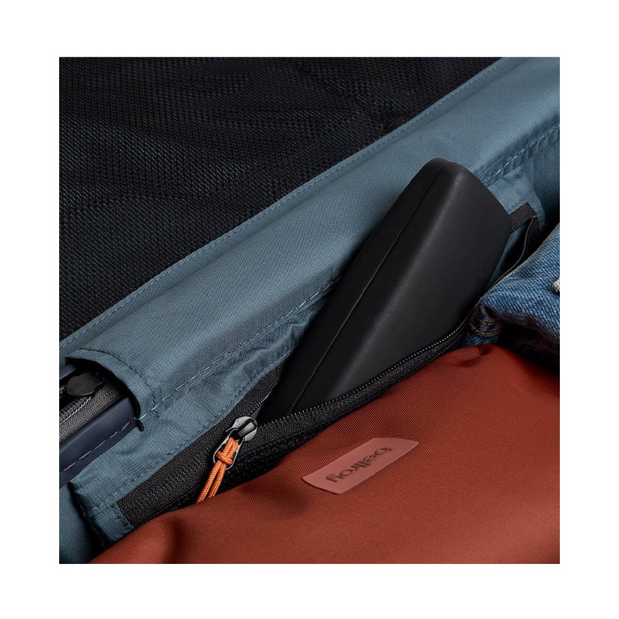 Bellroy Transit 68cm Hardside Check-In Suitcase Nightsky Nightsky