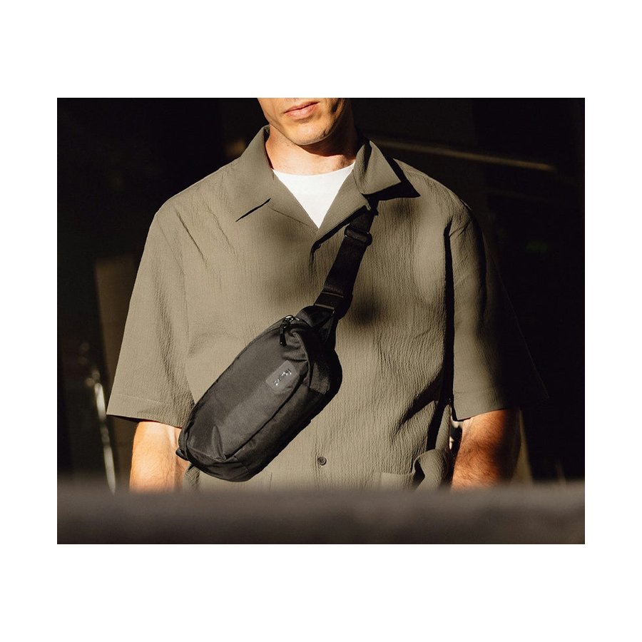 Bellroy Laneway Belt Bag Ink Ink