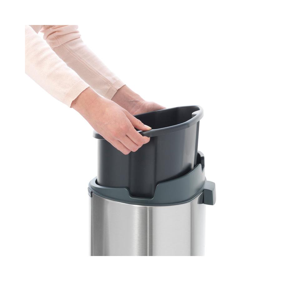 Brabantia Touch Bin (40L) Matte Steel Fingerprint Proof Matte Steel Fingerprint Proof