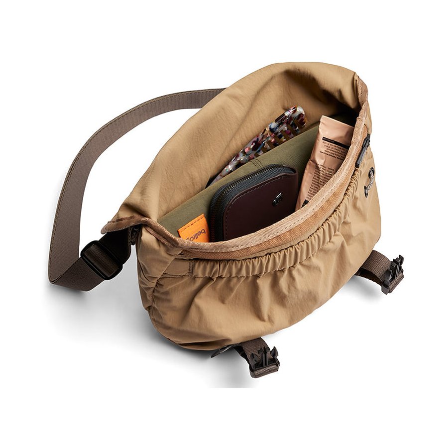 Bellroy Cinch Mini Messenger Sand Dune Sand Dune
