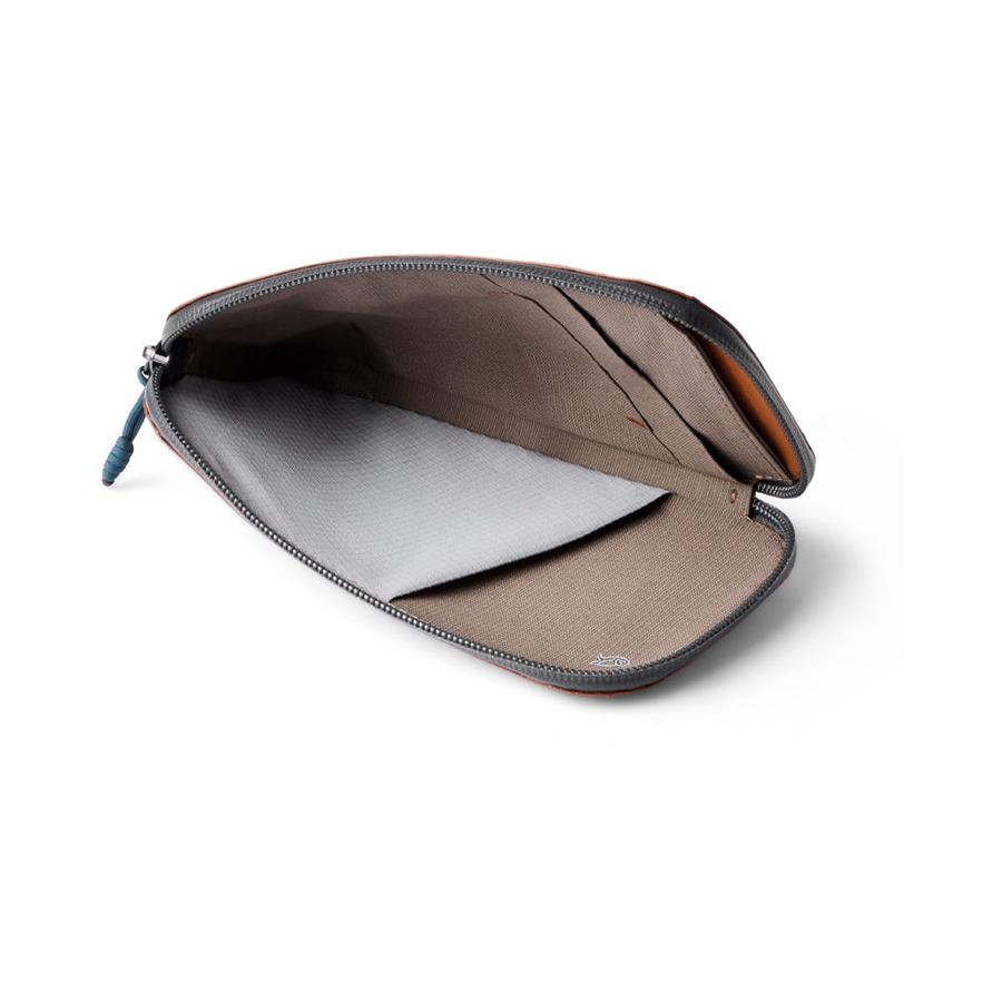 Bellroy All-Conditions Phone Pocket Bronze Bronze