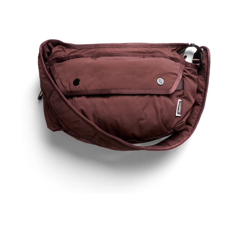 Bellroy Cinch Sling Burgundy Burgundy