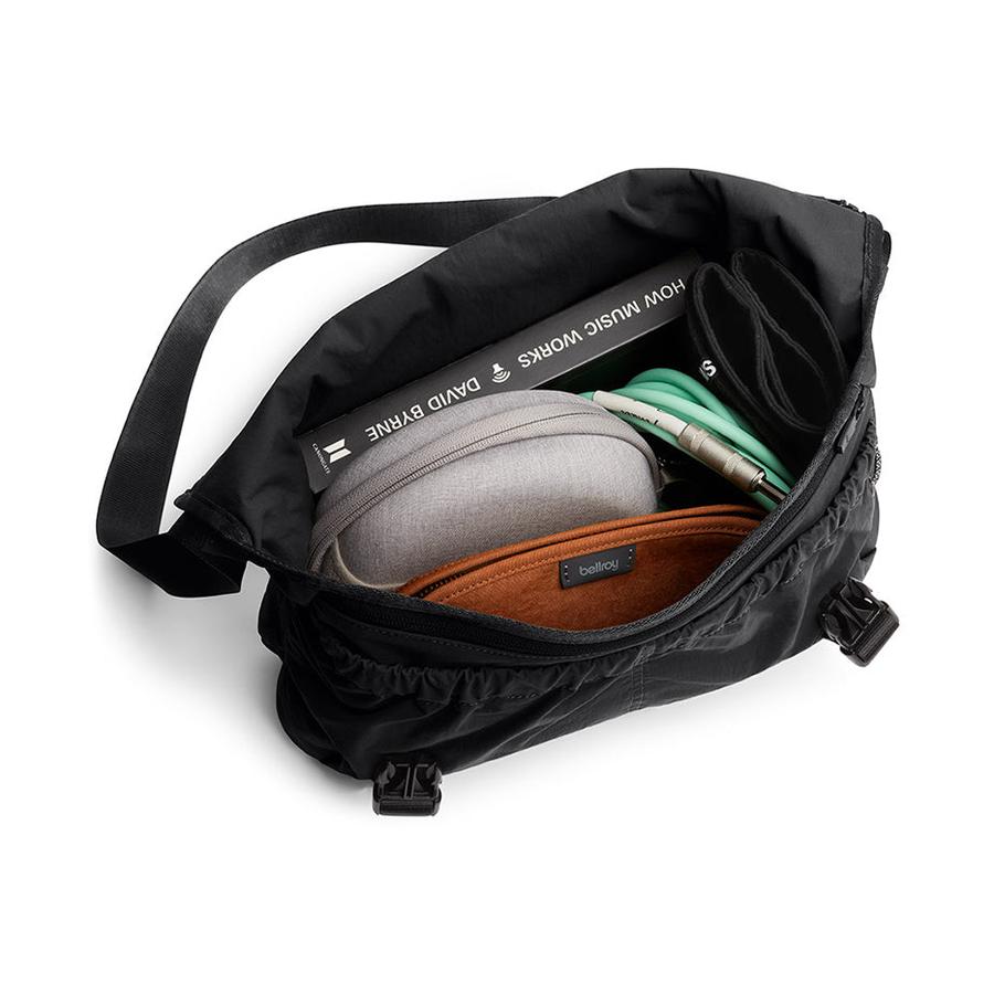 Bellroy Cinch Messenger Black Black