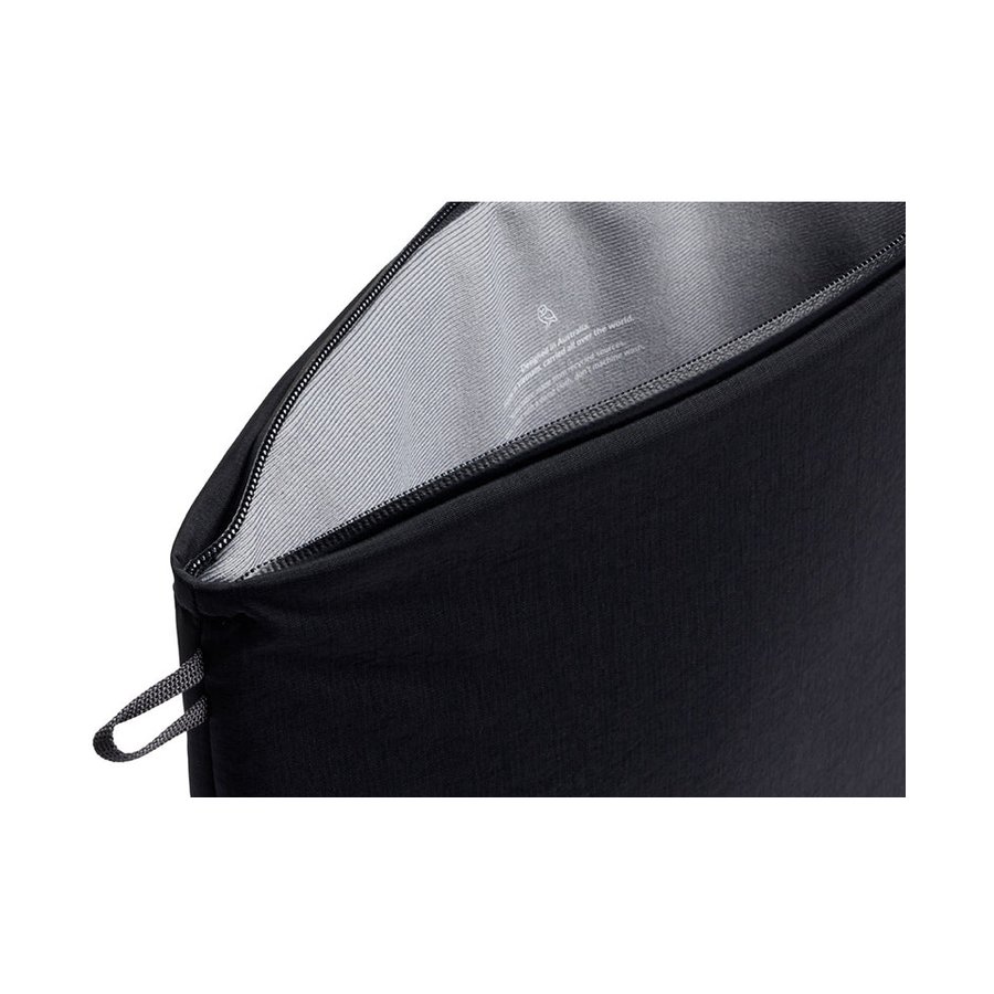 Bellroy Lite 16" Laptop Sleeve Black Black