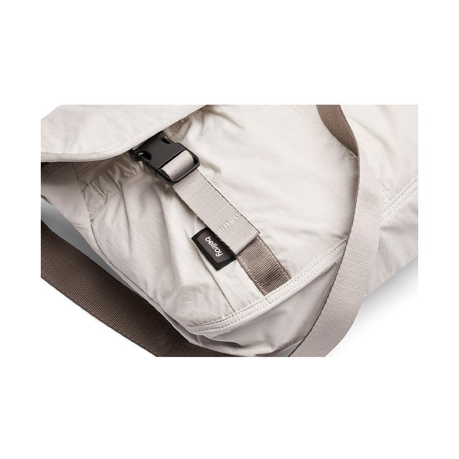 Bellroy Cinch Messenger Oat Oat