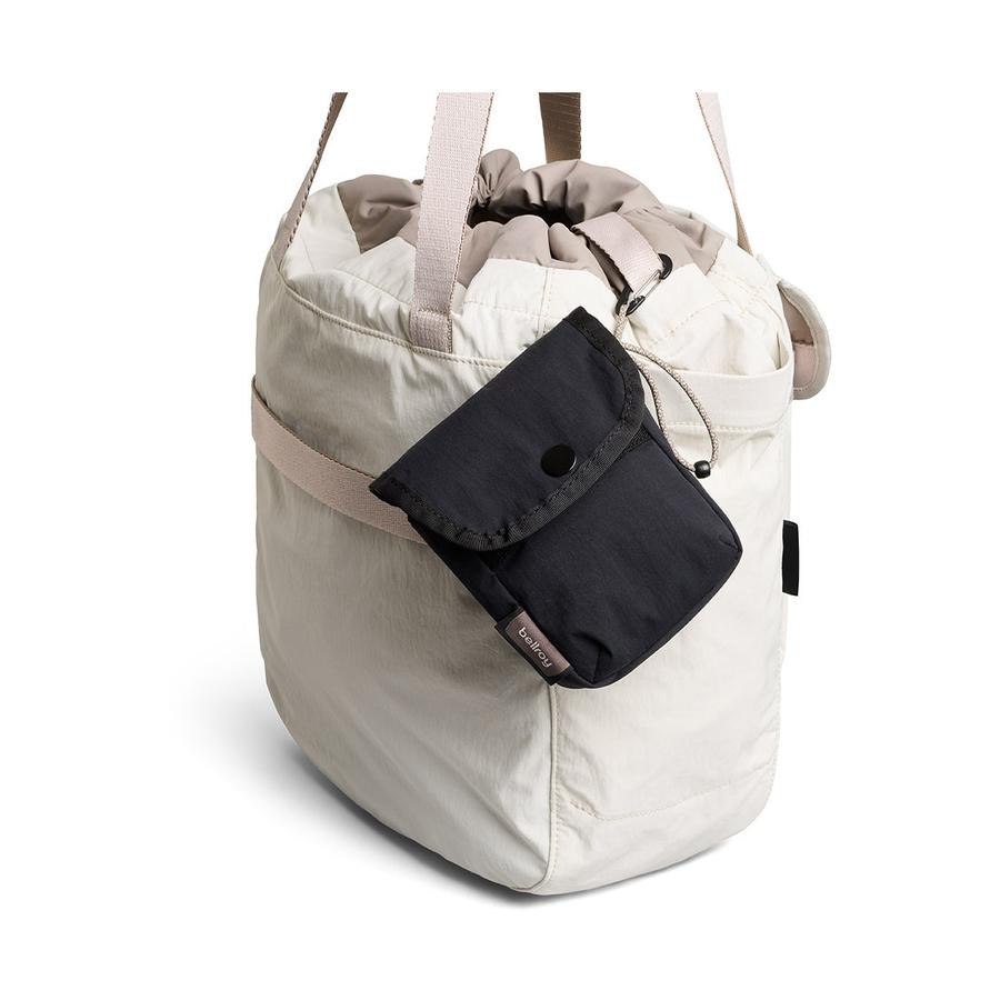 Bellroy Cinch Pocket Black Black