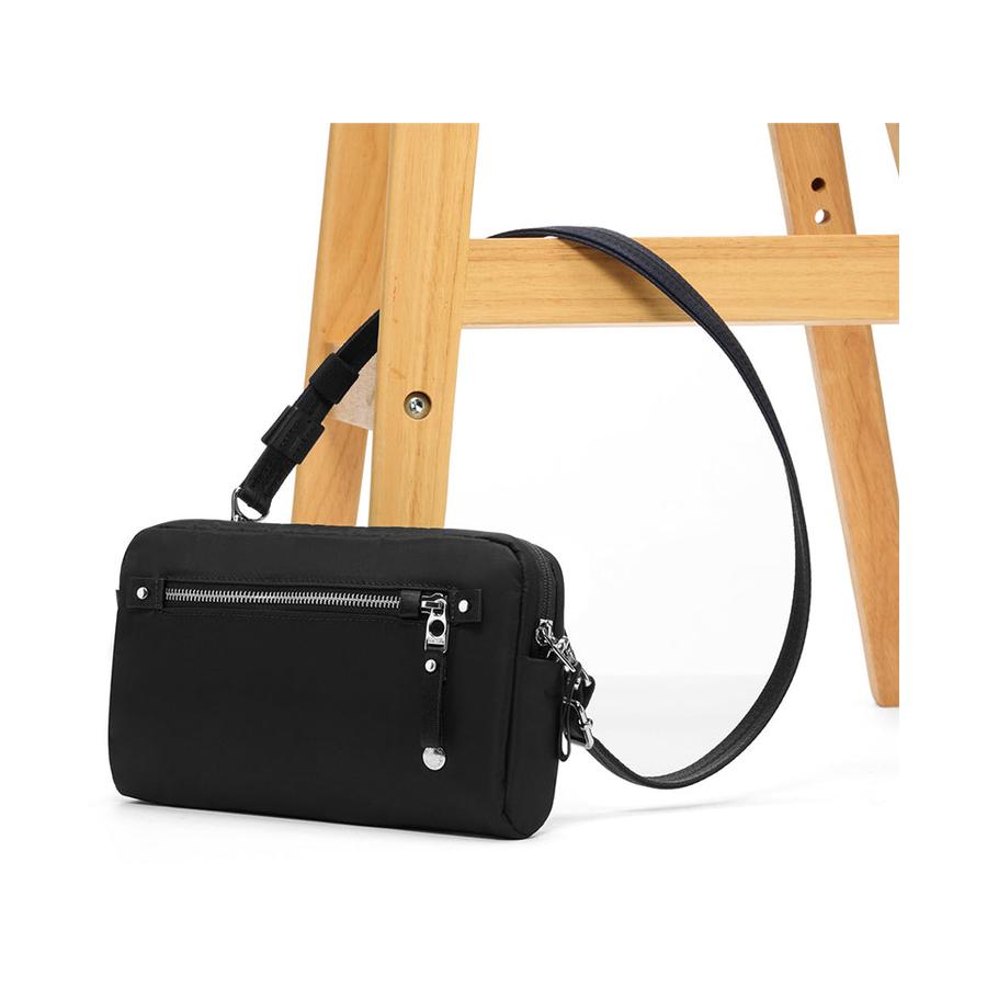 Pacsafe W Anti-Theft 3-in-1 Sling Black Black