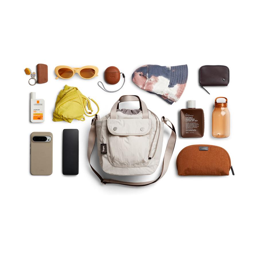 Bellroy Cinch Bucket Bag Oat Oat