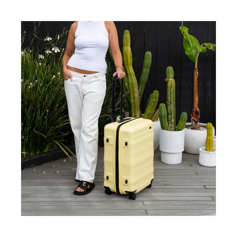 Luna-Air Medium Checked Pina Colada