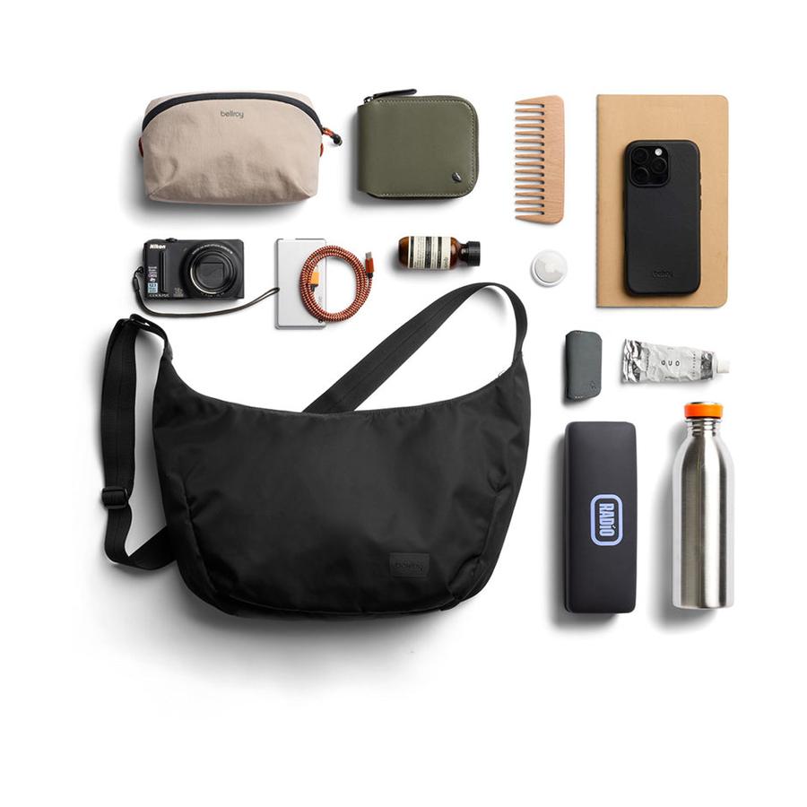 Bellroy Laneway Crescent Bag 7L Ink Ink