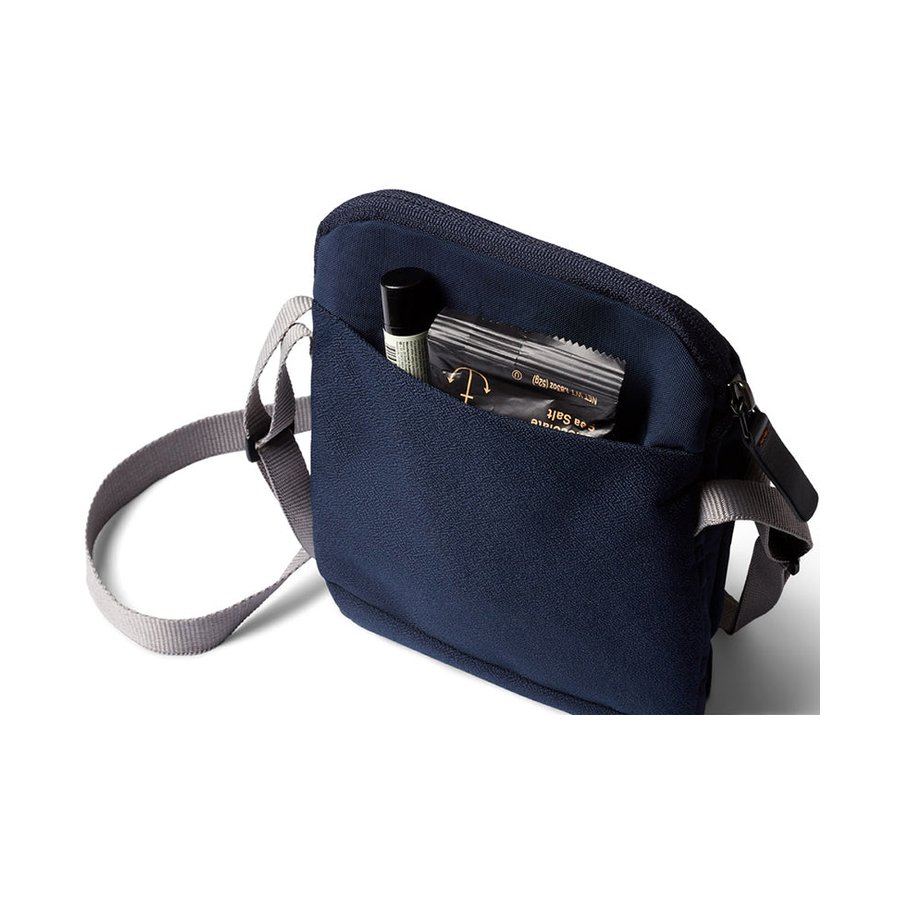 Bellroy City Pouch Navy Navy