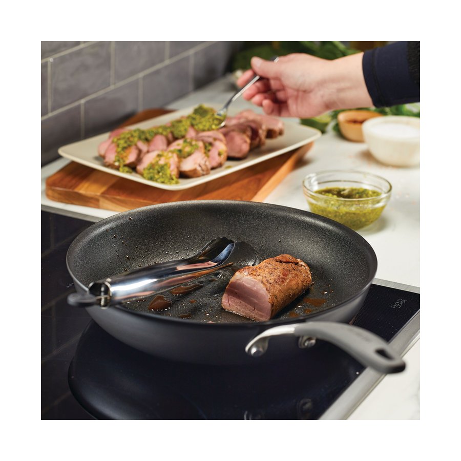 Circulon ScratchDefense A1 30.4cm Skillet Black Black