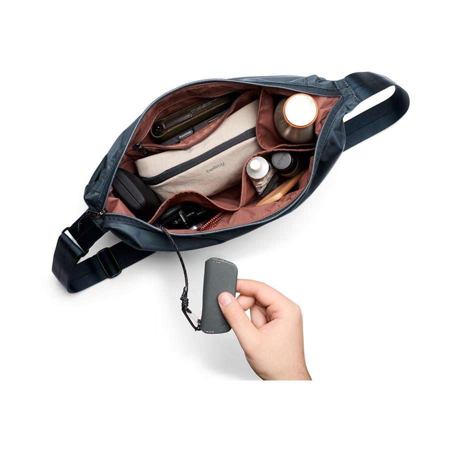 Bellroy Laneway Crescent Bag 7L Blue Steel Blue Steel